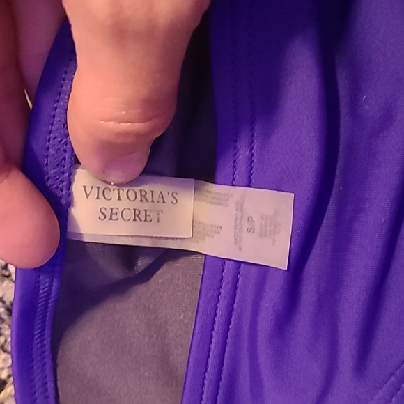 Victoria Secret Bikini - Picture 2 of 5